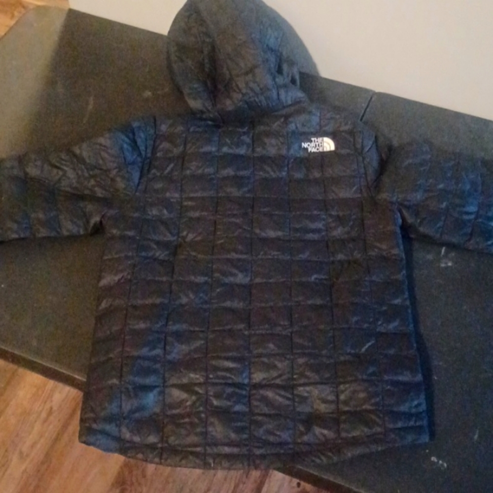 Northface Thermoball sz 7/8 excellent condition